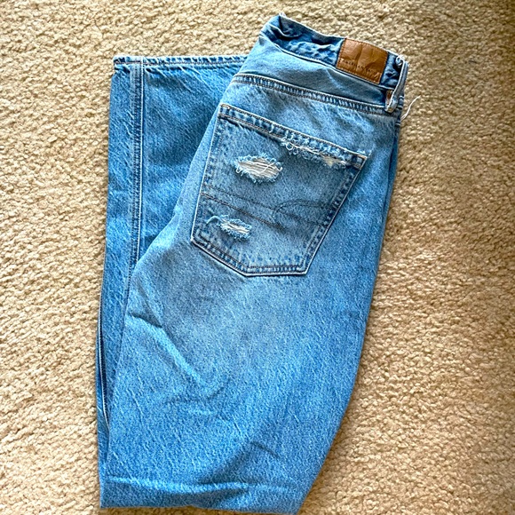 American Eagle Mom Jeans - Picture 2 of 2